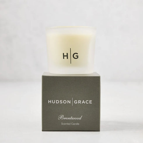Available at Kerri Rosenthal sun-dried driftwood, California white oak, and cypress. The Hudson Grace Brentwood candle brings warm coastal calm to any room. Hand-poured in the USA with 100% soy wax. 60-hour burn. Beautifully gift boxed.