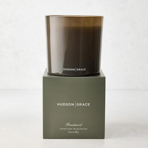 Available at Kerri Rosenthal sun-dried driftwood, California white oak, and cypress. The Hudson Grace Brentwood candle brings warm coastal calm to any room. Hand-poured in the USA with 100% soy wax. 60-hour burn. Beautifully gift boxed.