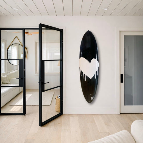 Drippy Heart Black + White Surfboard