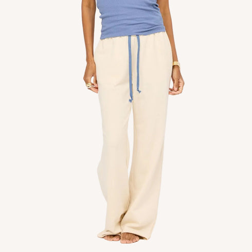 The weekend barb sand beige sweatpants in 100% cotton with side pockets and a tiny embroidered heart - Shop cute women’s sweatpants by Kerri Rosenthal