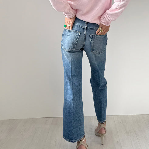 Robbie mid-rise 100% cotton blue jeans with a relaxed fit, easy flare, and a cropped length for that effortless look - Shop cute women’s jeans made in the USA