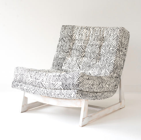 Jayney Carbon black and white Romeo Chair KR Furniture Collection. Super comfortable oversized and armless accent chairs in linen fabric for modern casual home decor with cherry wood frame, bleached white