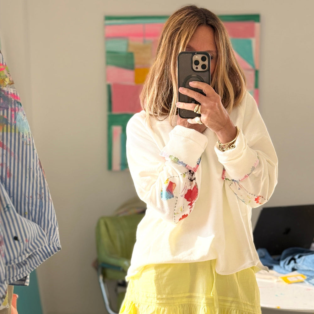 Studio Sweatshirt