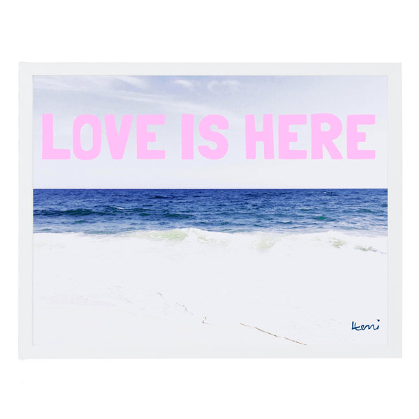 kurry シルクスクリーン LOVE シザーハンズ Love Is Here Beach Horizontal Wall Word Art Framed – KERRI ROSENTHAL